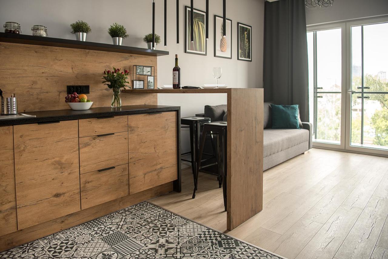 Wola Loft Apartment Varsavia Esterno foto