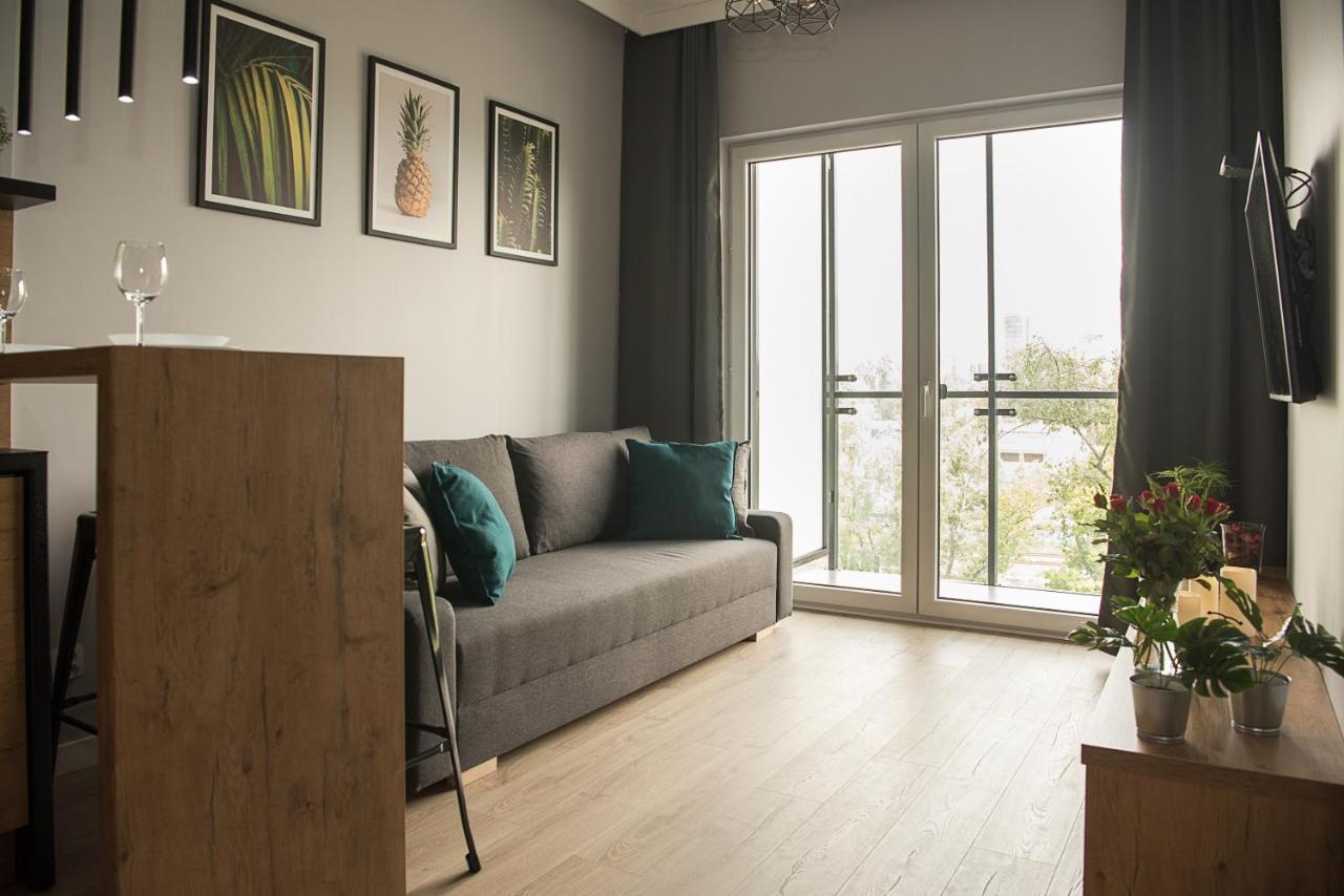 Wola Loft Apartment Varsavia Esterno foto